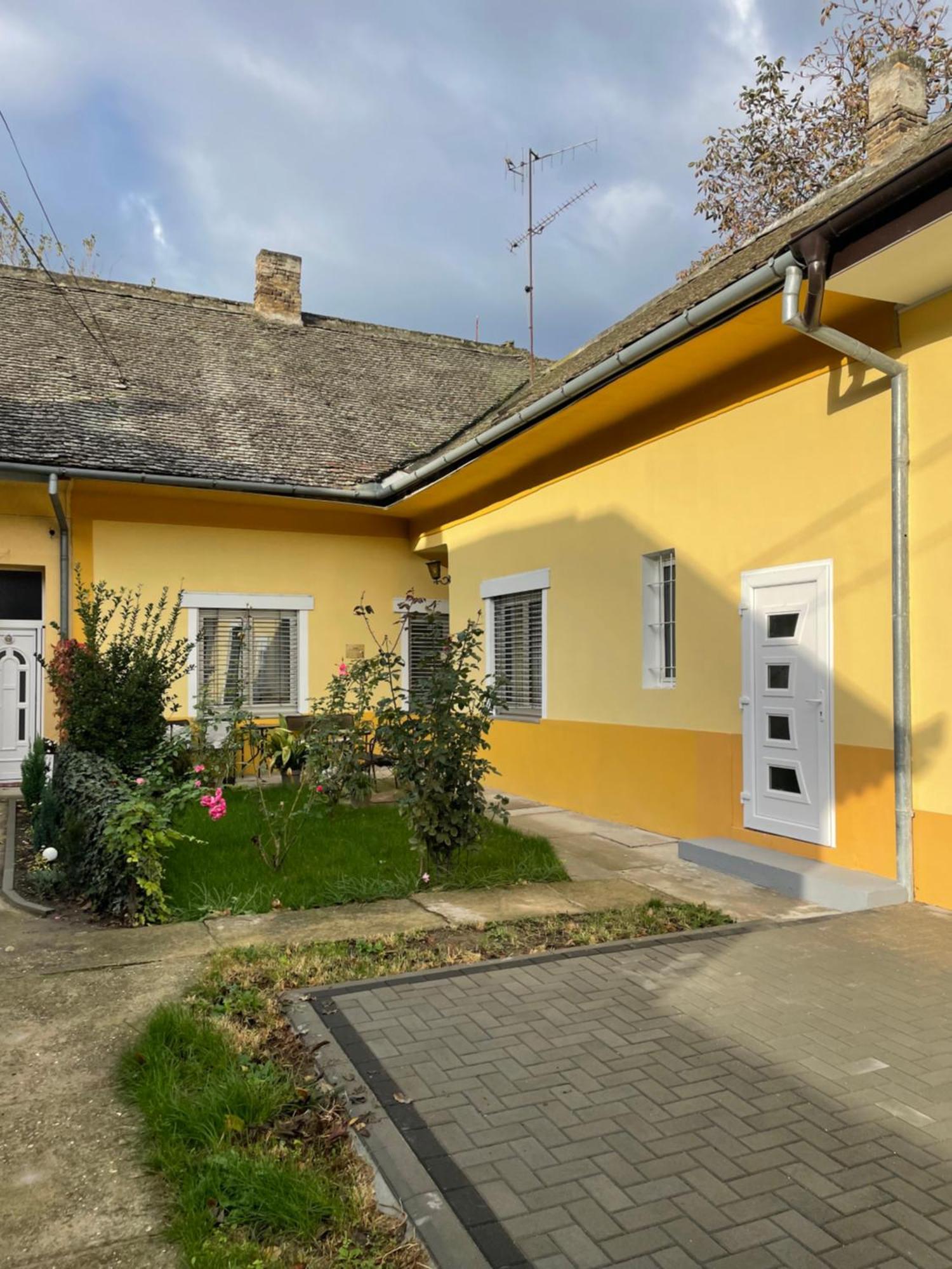 Ignim Apartment Суботица Экстерьер фото
